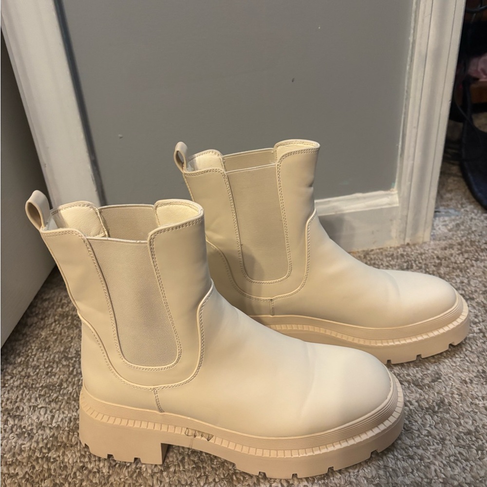 Dream Pairs Cream Ankle Booties with Chunky Sole